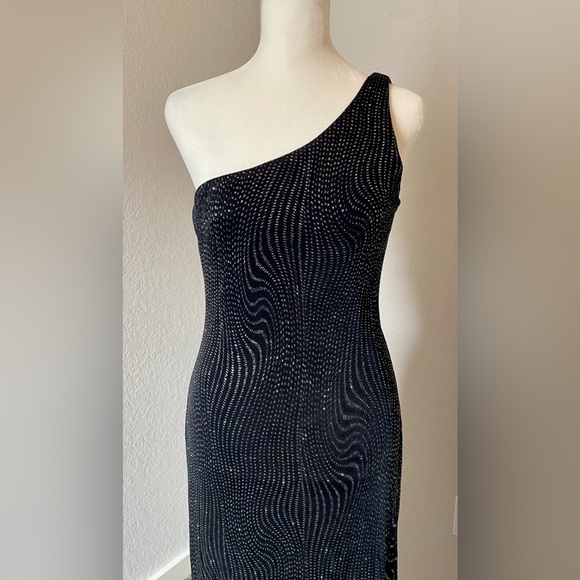 🪩 Vintage Disco Glitter Dress - Picture 2 of 8